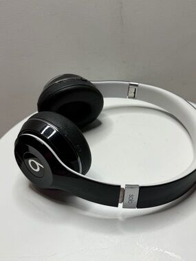 Beats Solo On-Ear Headphones - Black & White